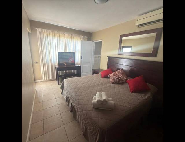 3 BEDROOM PROPERTY TO RENT IN ROCKLANDS